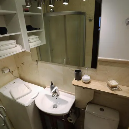 Apartment Mgm Karmelicka Warsaw